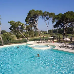 Madame Résidence Provence Country Club Saumane-de-Vaucluse